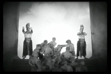 Metropolis Still