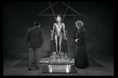 Metropolis Still